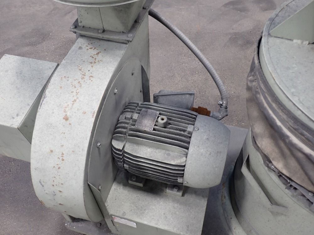 Kraemer Tool  Mfg Dust Collector