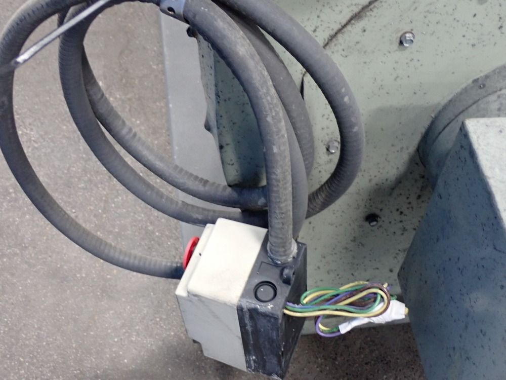 Kraemer Tool  Mfg Dust Collector