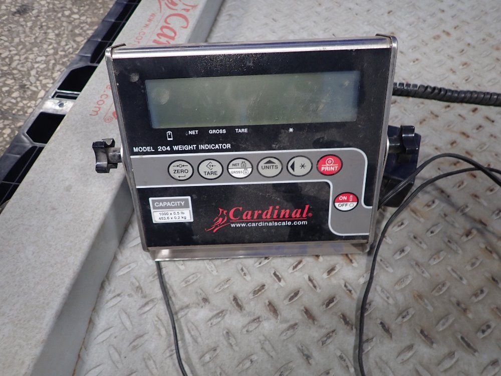 Cardinal 1000 X 0.5 Lbs Floor Scale - 204