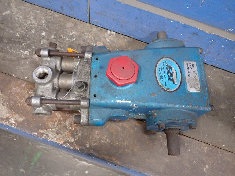 Cat Pumps Pump - 323.0110