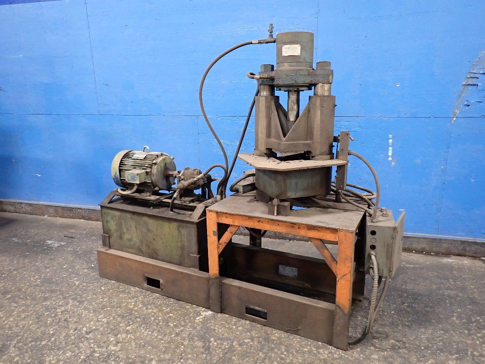 W.a. Whitney 37 Tons Press - 611020