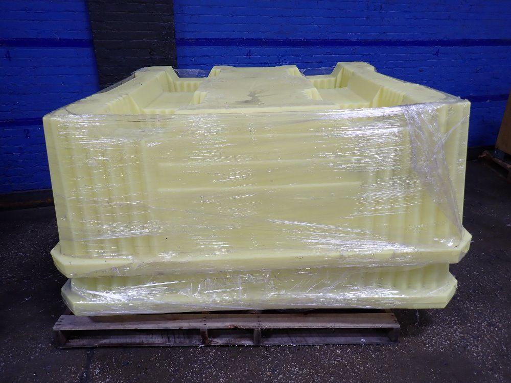 Uline 385 Gallons/8000 Lbs Spill Containment Units - H-4436