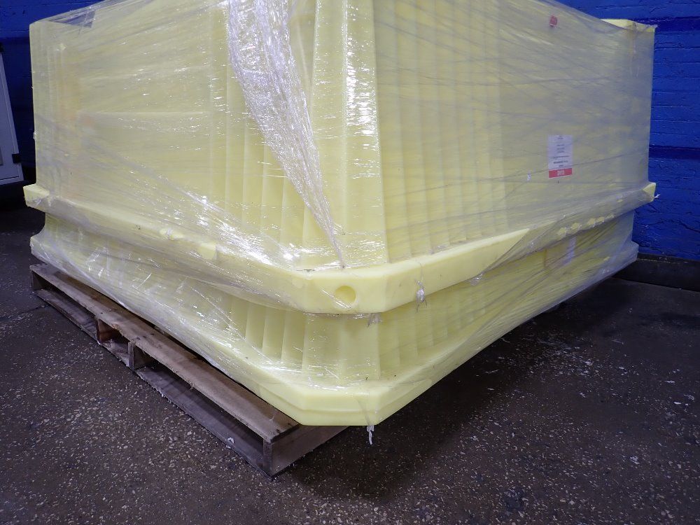 Uline 385 Gallons/8000 Lbs Spill Containment Units - H-4436