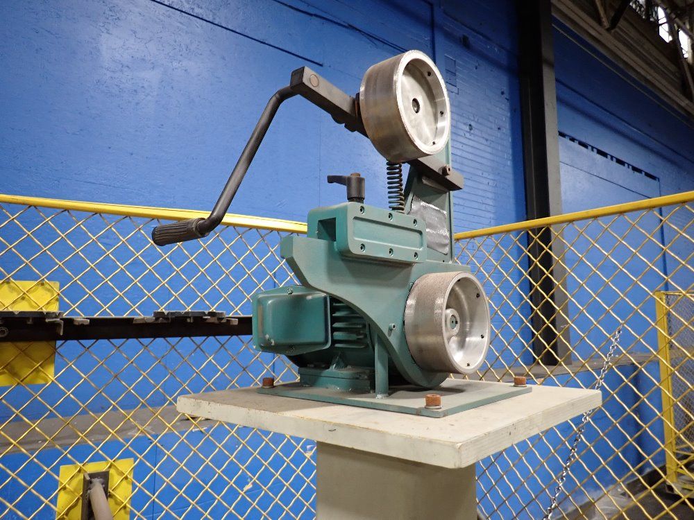 Fanuc Robot Cell - M-16ib-20