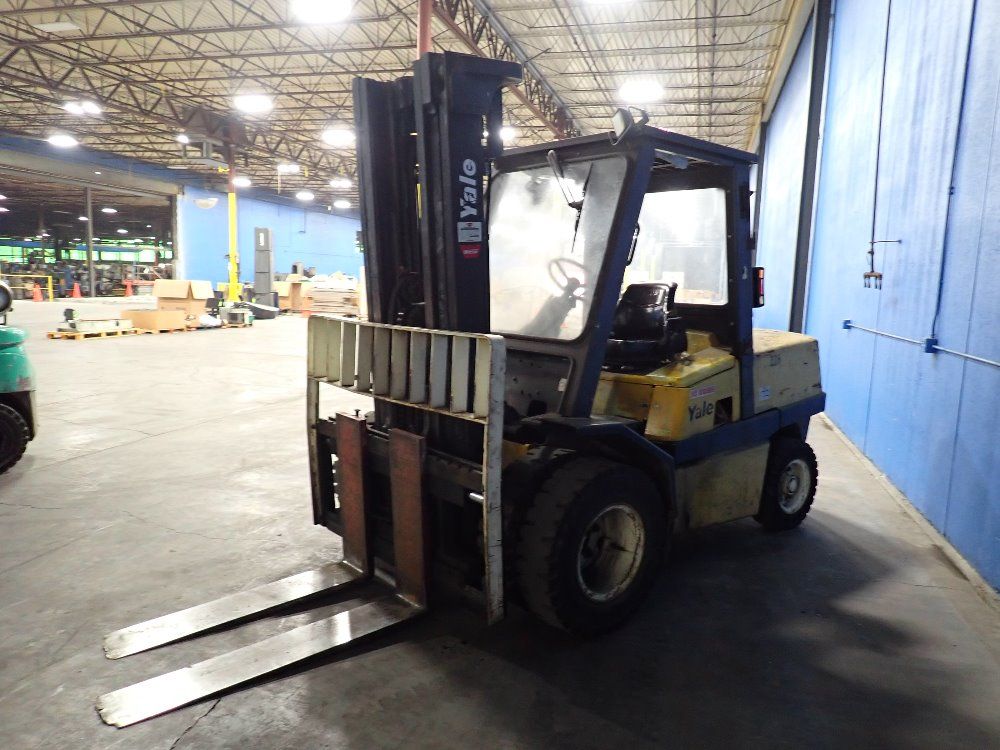 Yale 11,000# Gas Forklift - Gp110mincbk099