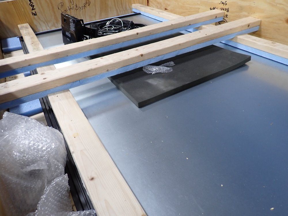 Hitachi Solutions Four Point Touch Interactive Whiteboard - Ah00332