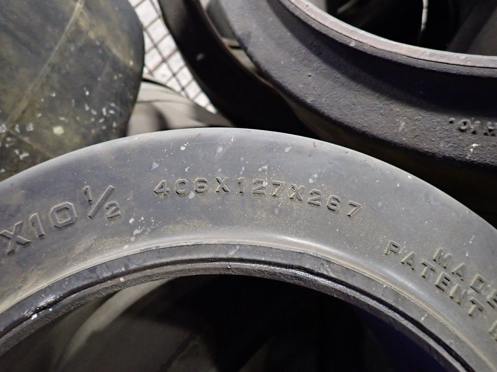 Monarch 16" X 5" X 10 1/2"/22" X 10" X 17 3/4" Forklift Tires