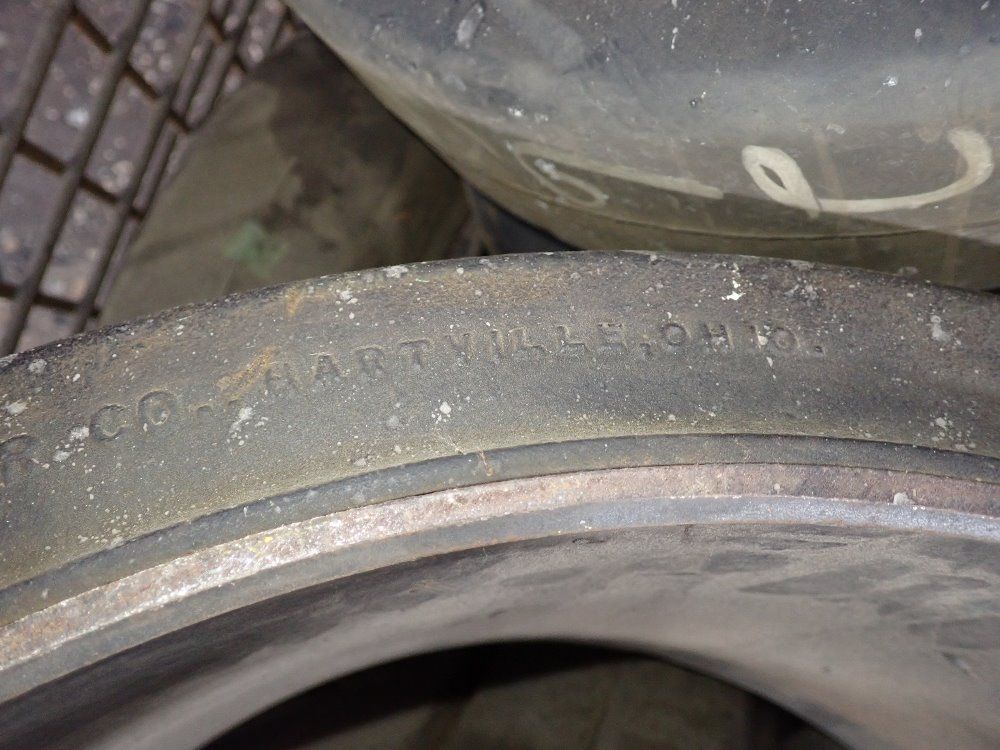 Monarch 16" X 5" X 10 1/2"/22" X 10" X 17 3/4" Forklift Tires