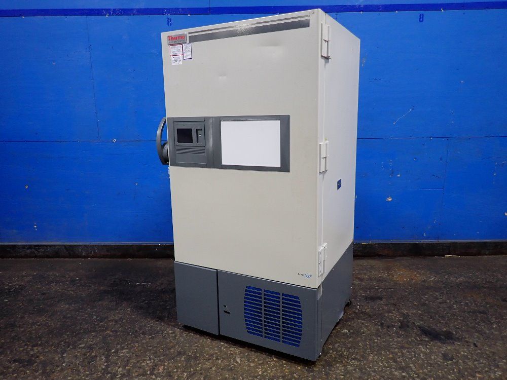 Thermo Scientific 4 Shelves/34" X 27" X 51" Id Freezer - Uxf60086a63