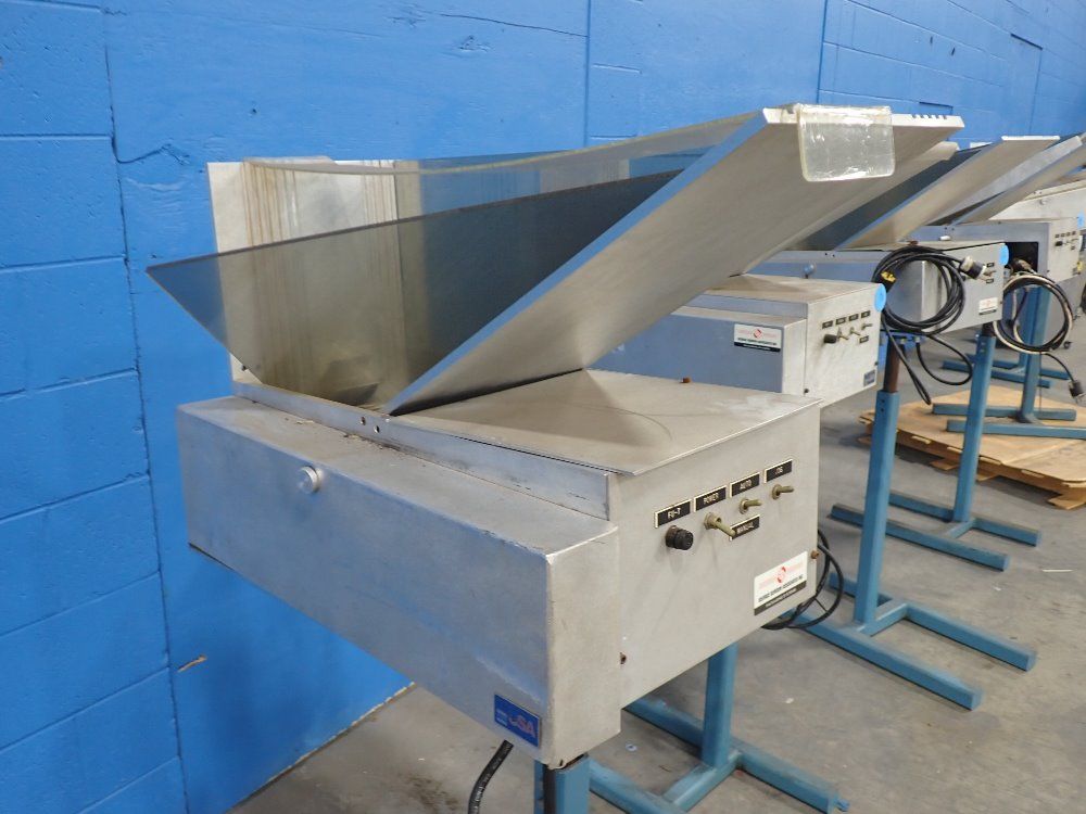 George Gordon Straw Placing Machine