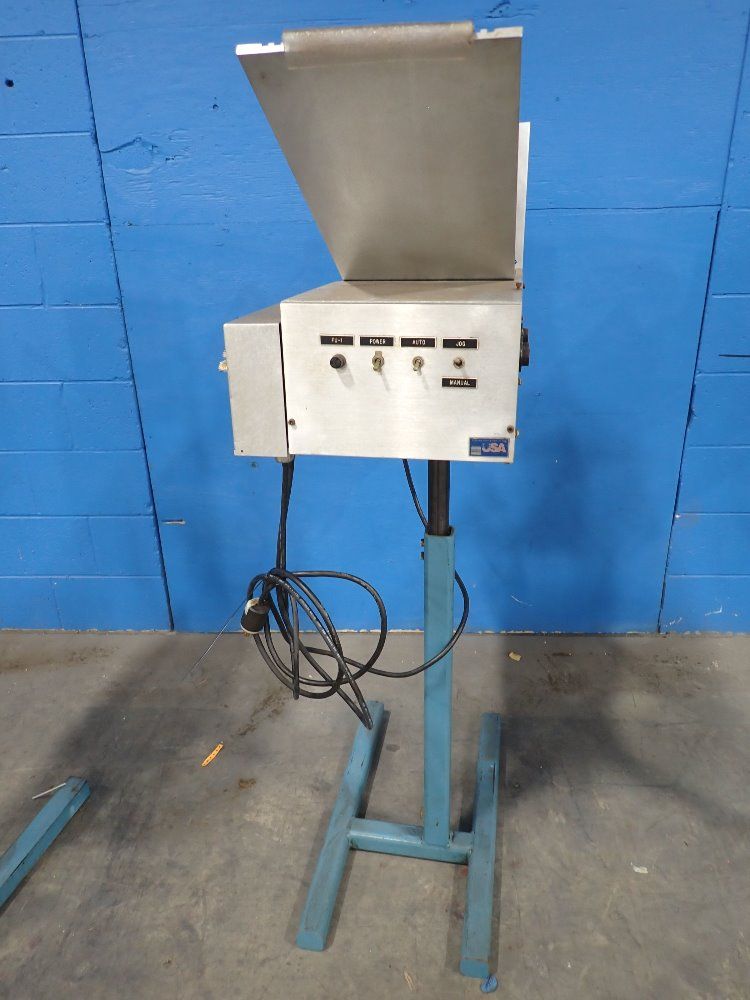 George Gordon Straw Placing Machine