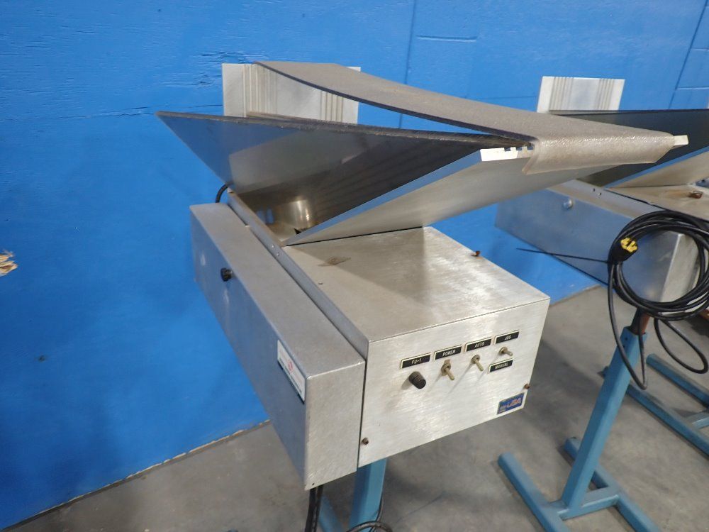 George Gordon Straw Placing Machine