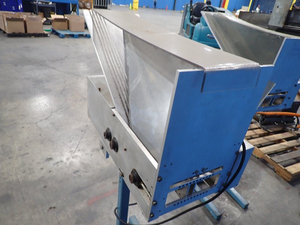 George Gordon Straw Placing Machine