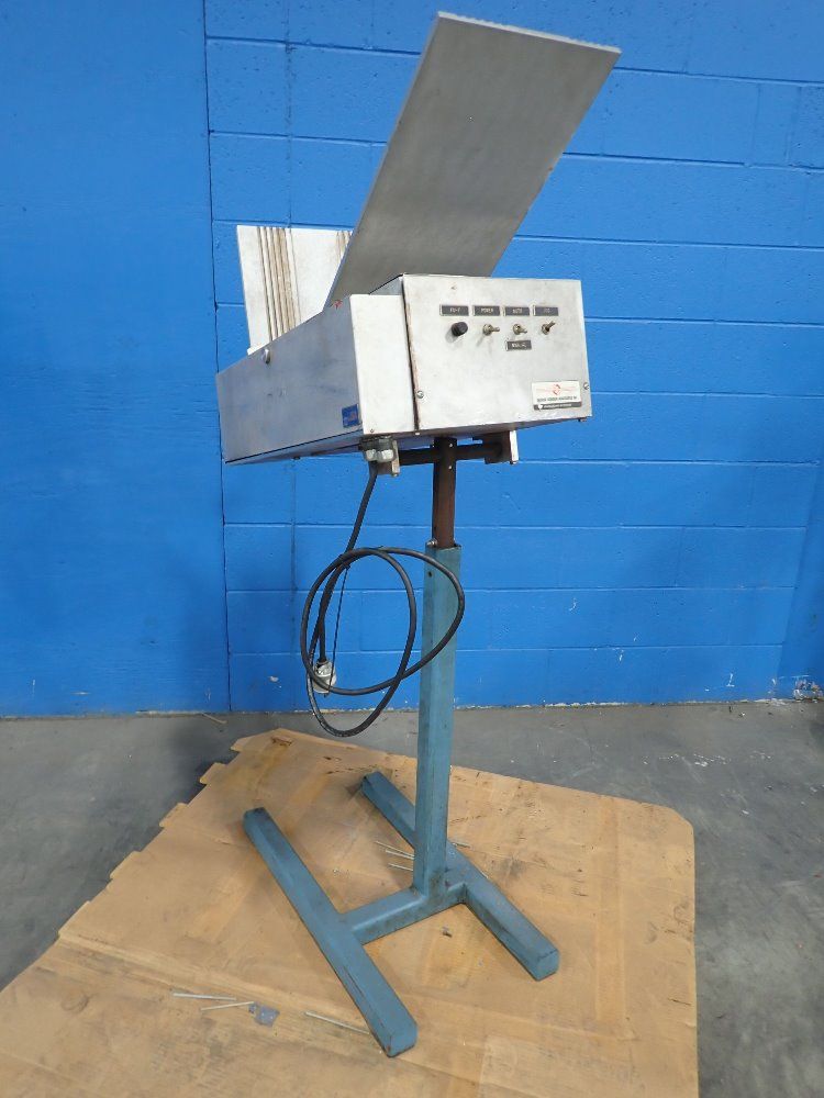 George Gordon Straw Placing Machine