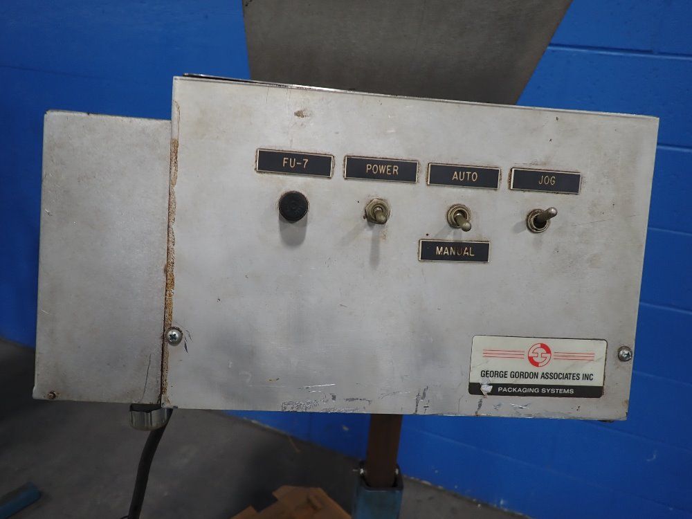 George Gordon Straw Placing Machine