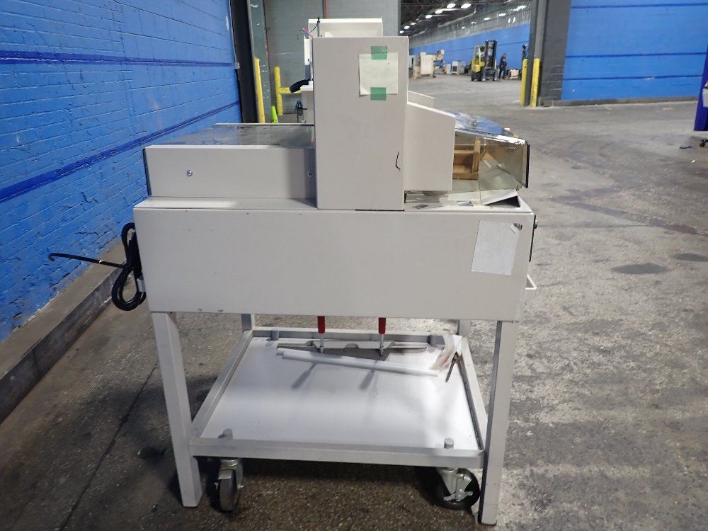 Triumph 19" X 19" Table Paper Cutter - 4850-95