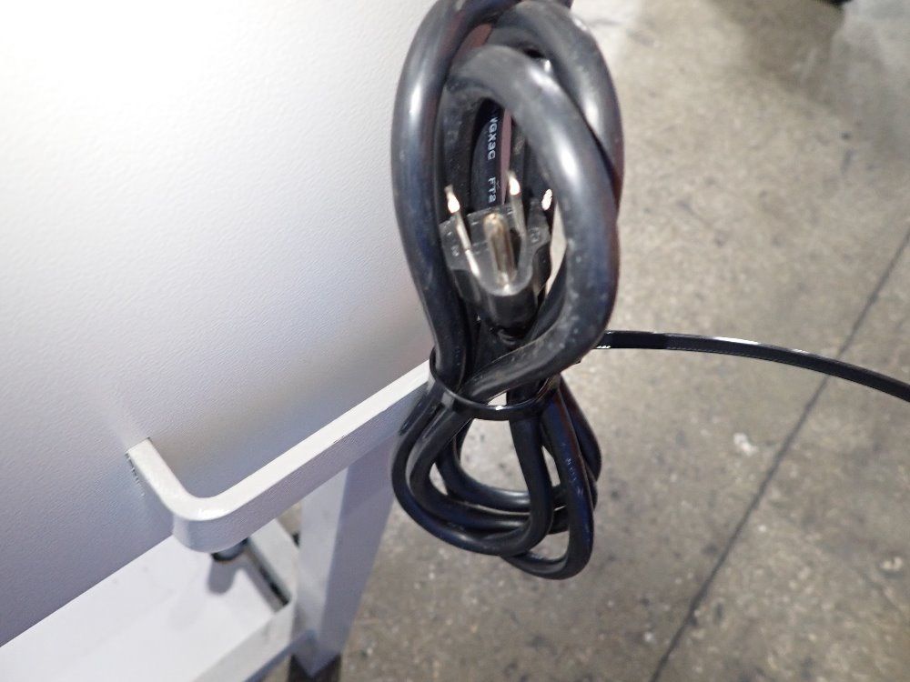 Triumph 19" X 19" Table Paper Cutter - 4850-95