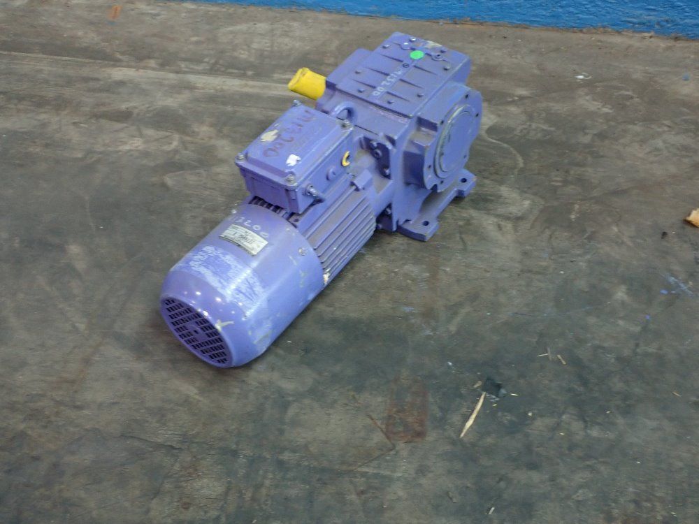 Bauer Gear Drive - E008a8