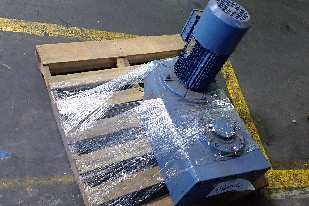 Sew Eurodrive 7.5 Hp Gear Drive - Fa1000v132348n8