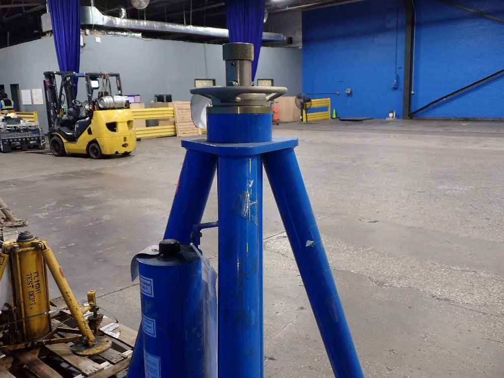Tronair Tronair 24000 Lbs Aircraft Jack