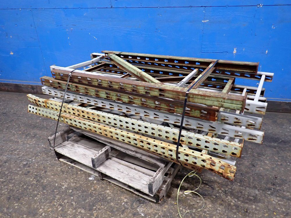 24" X 72" / 28" X 60" Pallet Racking Uprights - Teardrop