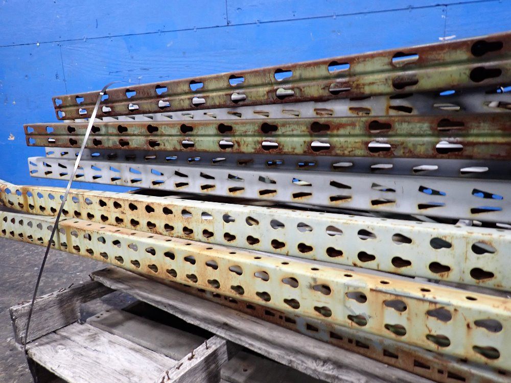 24" X 72" / 28" X 60" Pallet Racking Uprights - Teardrop