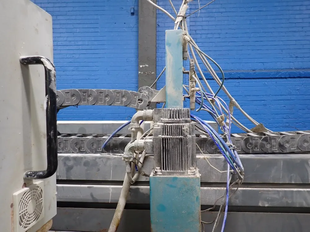 Flow Flow M23120b Cnc Waterjet System
