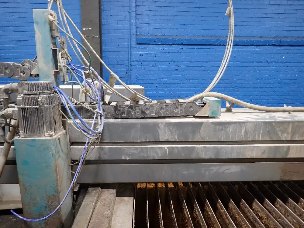 Flow Flow M23120b Cnc Waterjet System