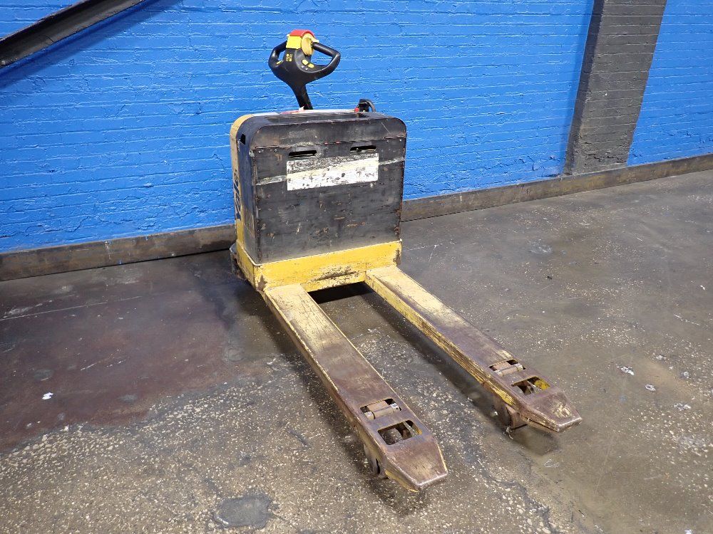 Yale Electric Pallet Jack