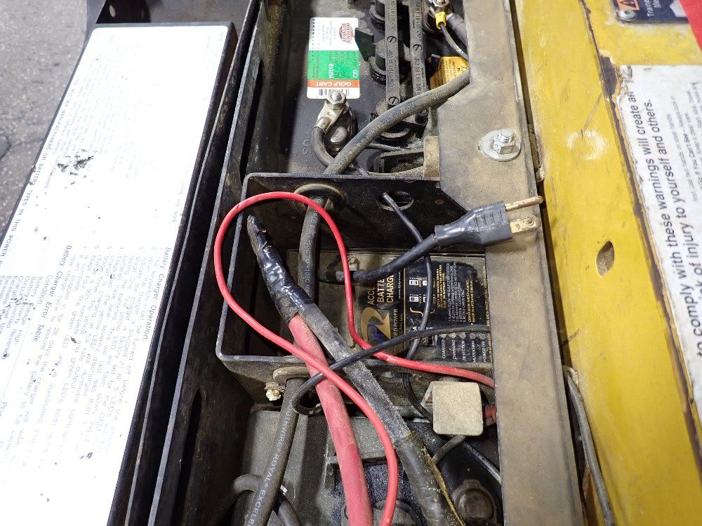 Yale Electric Pallet Jack