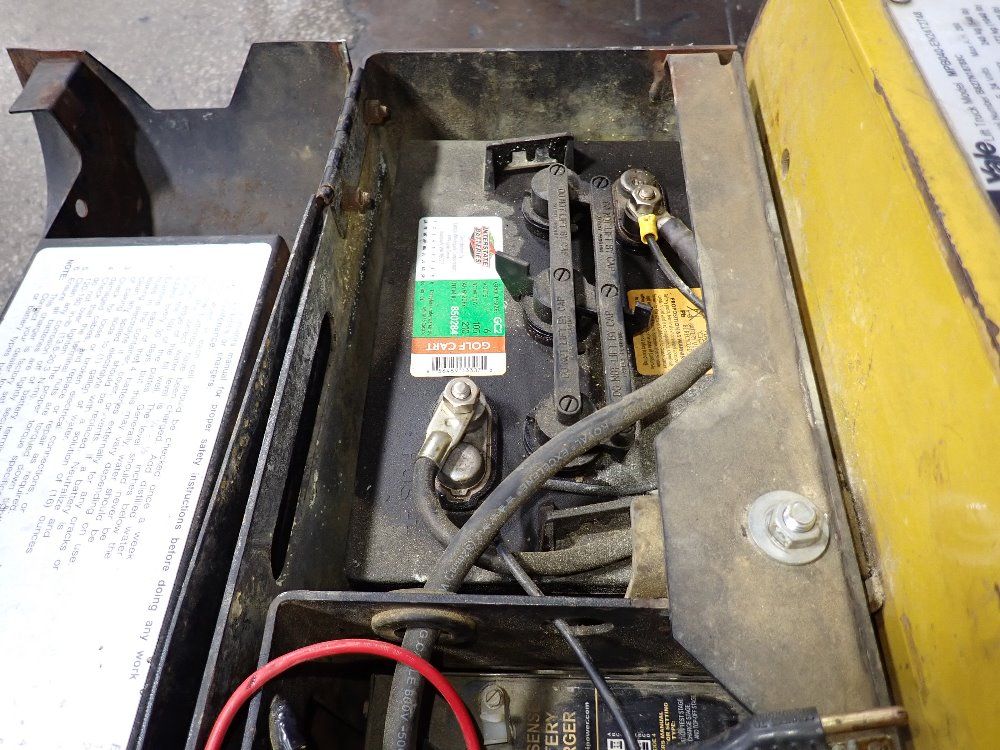 Yale Electric Pallet Jack