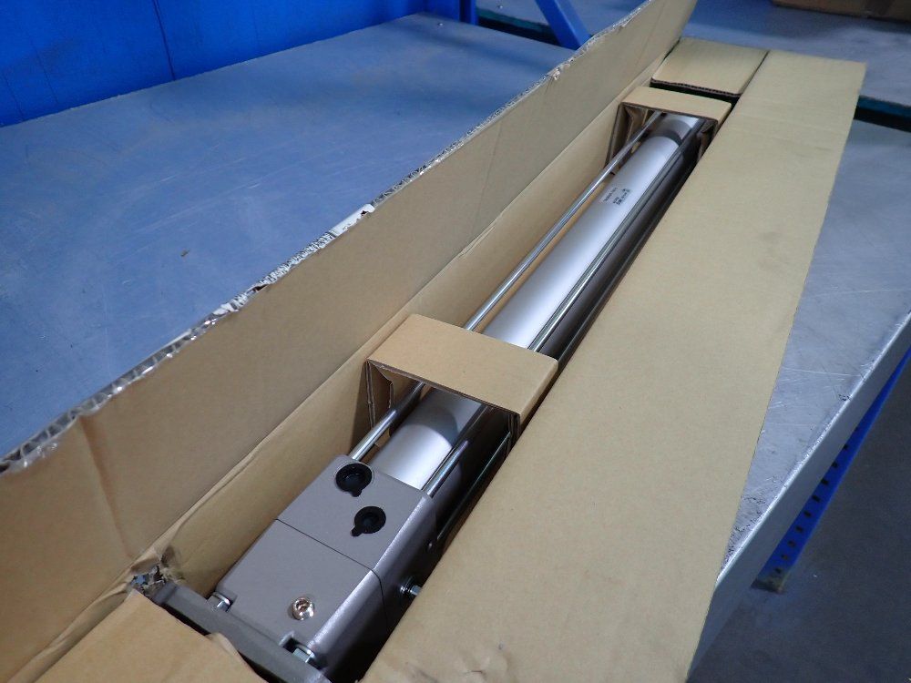 Smc Pneumatic Cylinder - Cna2f50tf-650-d-x2110