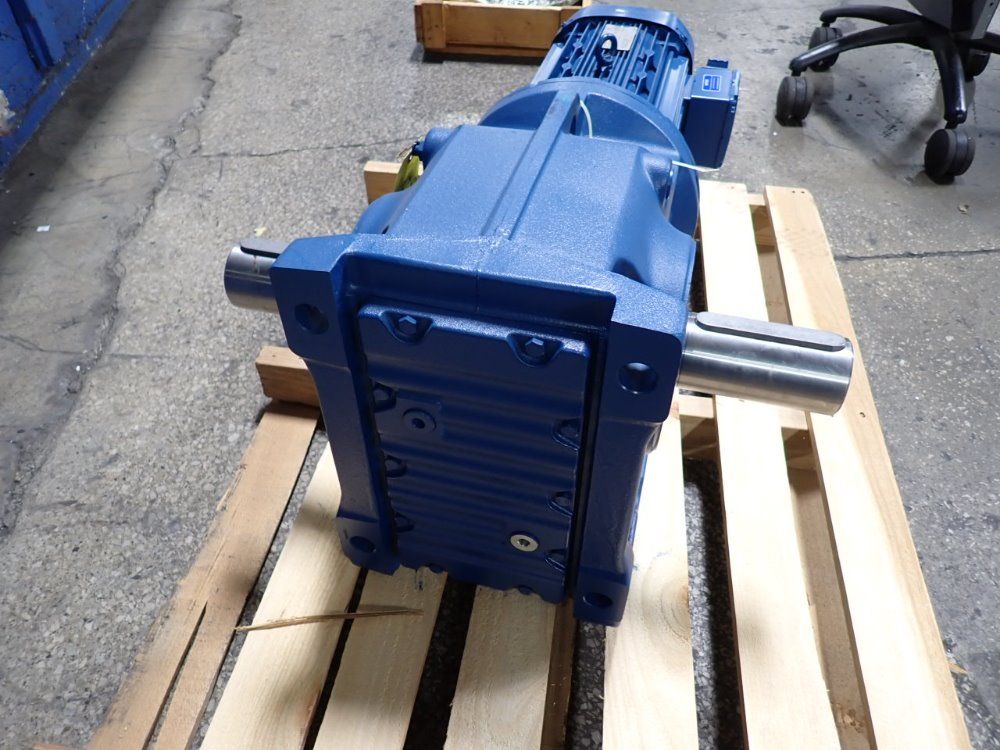 Sew Eurodrive 10 Hp Gear Drive - K97dre132mc4/abb8/th