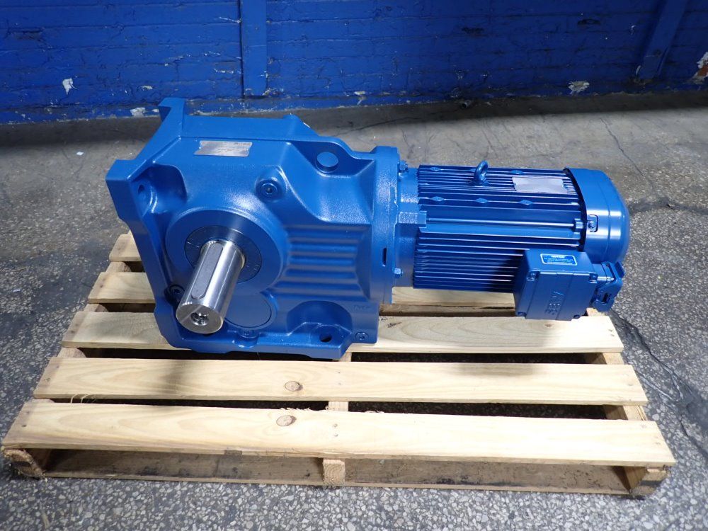 Sew Eurodrive 7.5 Hp Gear Drive - K97 Dre132m4/abb8/th