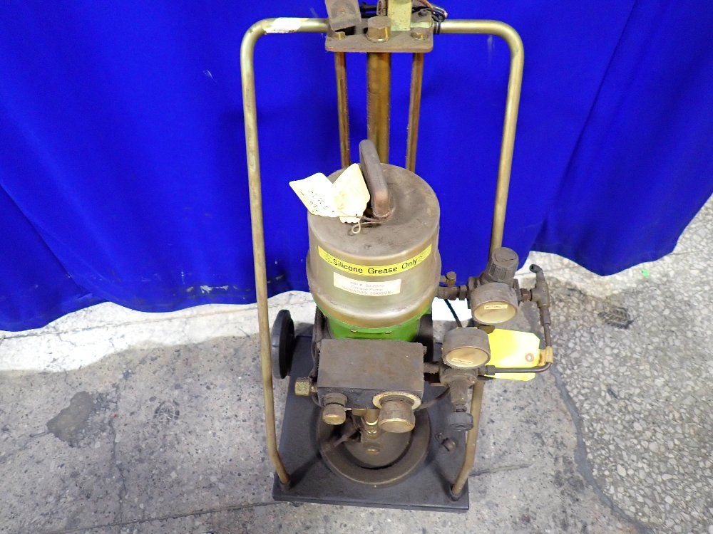 50:1 Air Powered Grease Pump - 160/85017