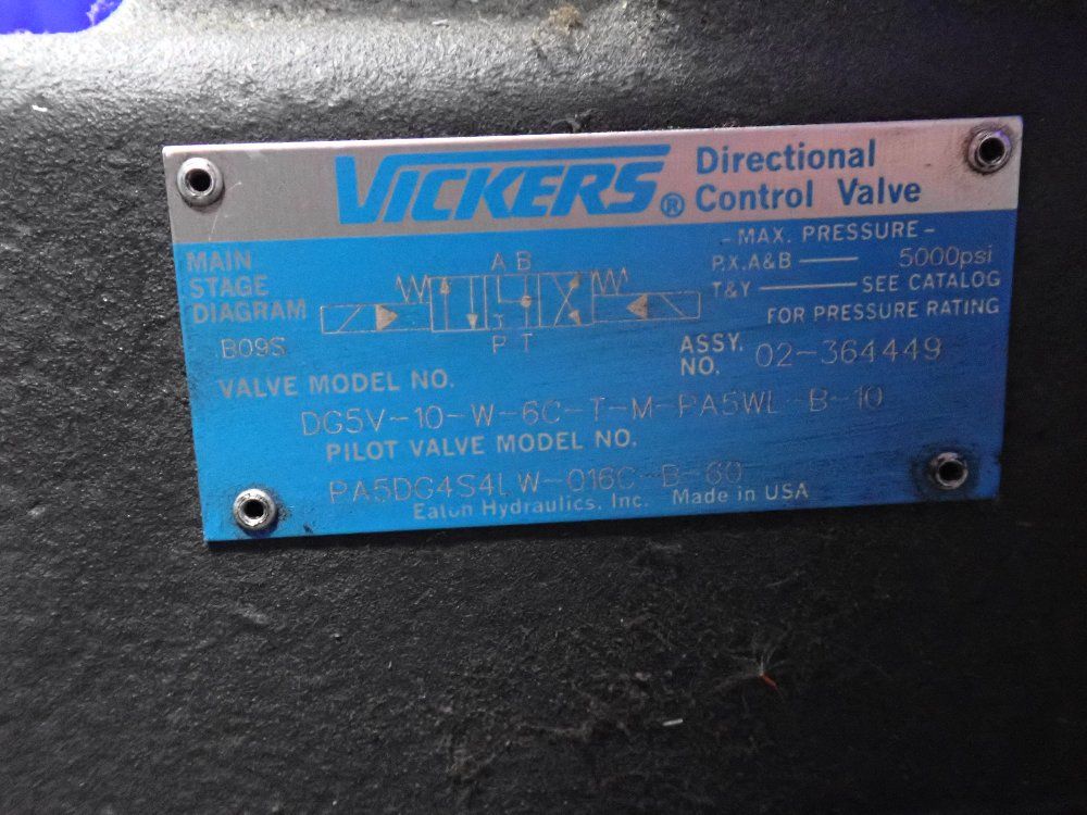 Vickers Pilot And Directional Control Valve - Pasdg4s4lw-016c-b-60 / Dg5v-10-w-6c-t-m-fa-5wl-b-1
