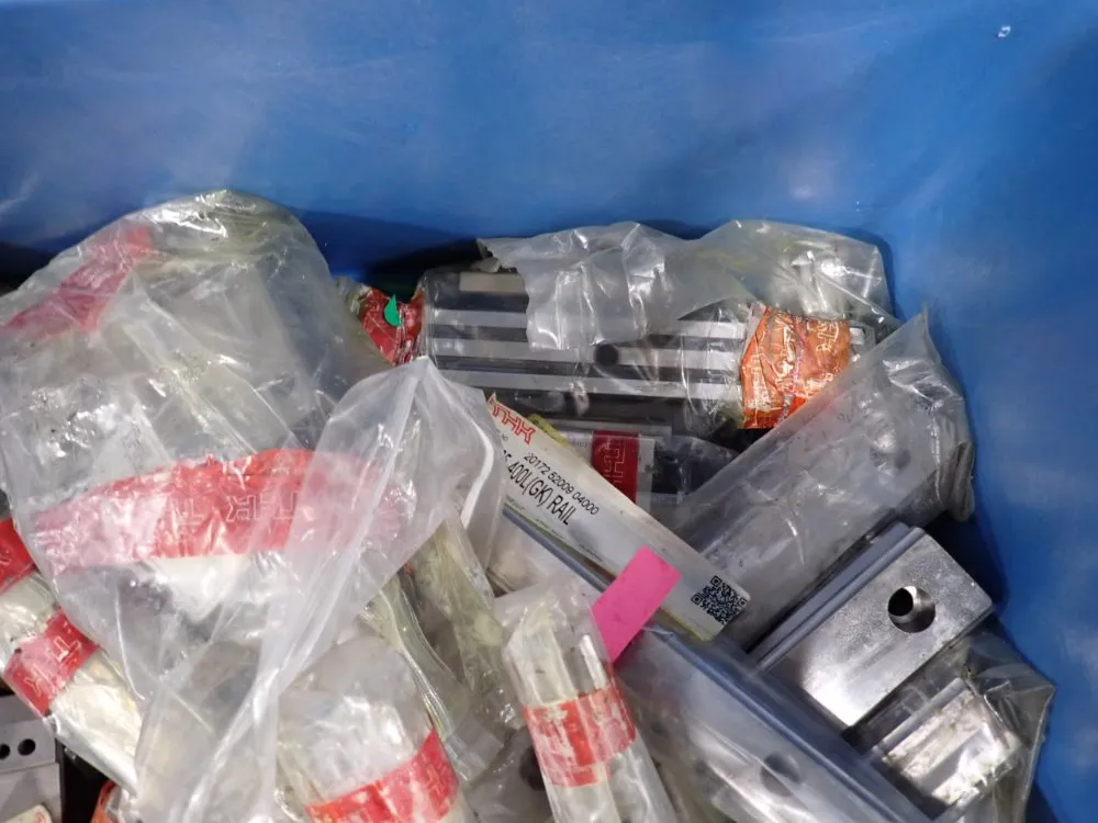 Linear Guides / Hardware