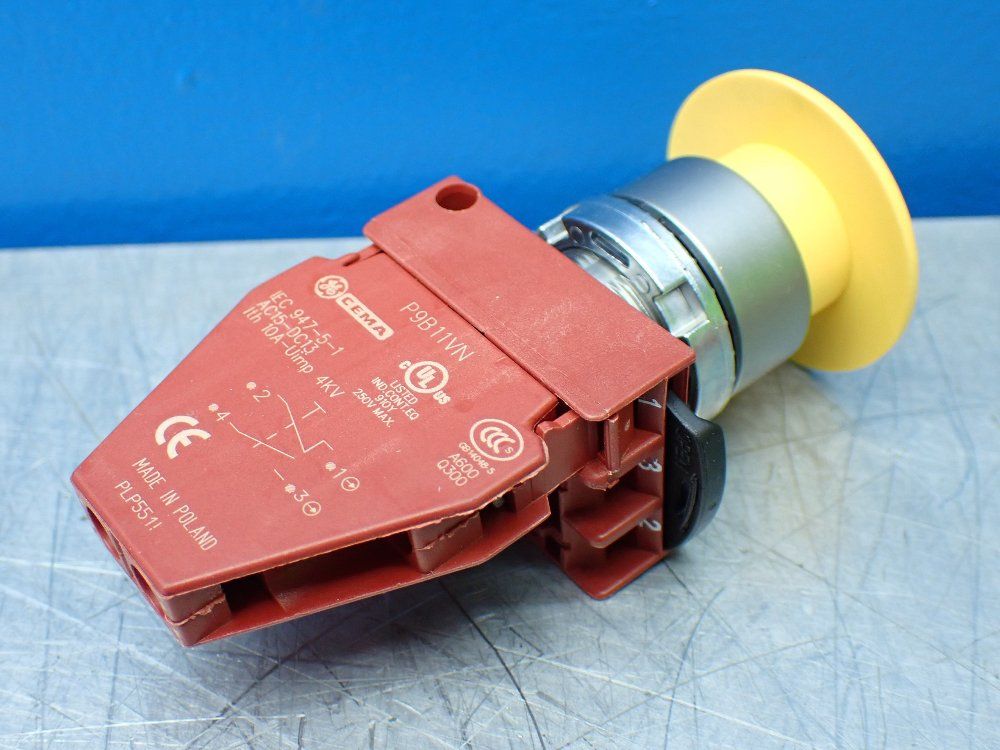 General Electric Contact Block / Push Button. Yellow - P9b11vn