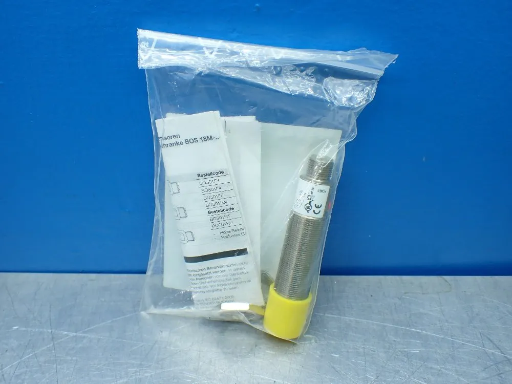 Balluff Through Beam Sensor. - Bos 18m-xt-is20-s4