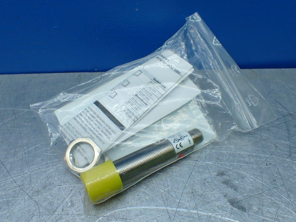 Balluff Through Beam Sensor. - Bos 18m-xt-is20-s4