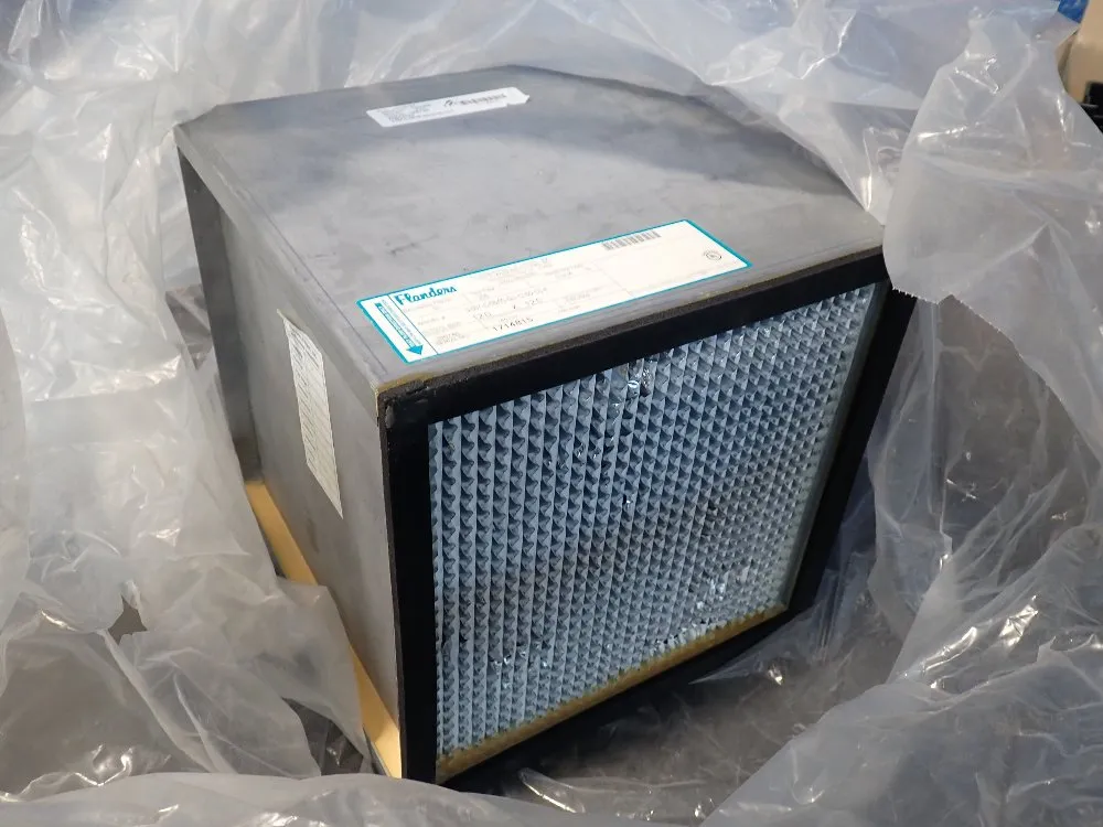 Flanders Air Filters - 0-007-c-08-00su-12-00-cc-f