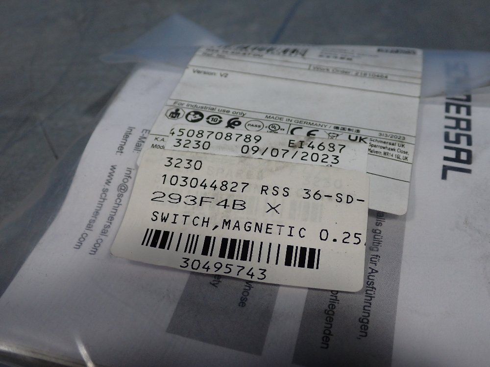 Schmersal Safety Sensor - Rss-36-sd-st-du