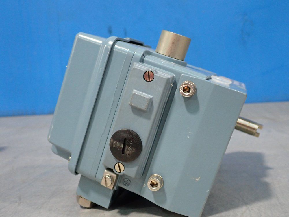 Foxboro Positioner - Sri986