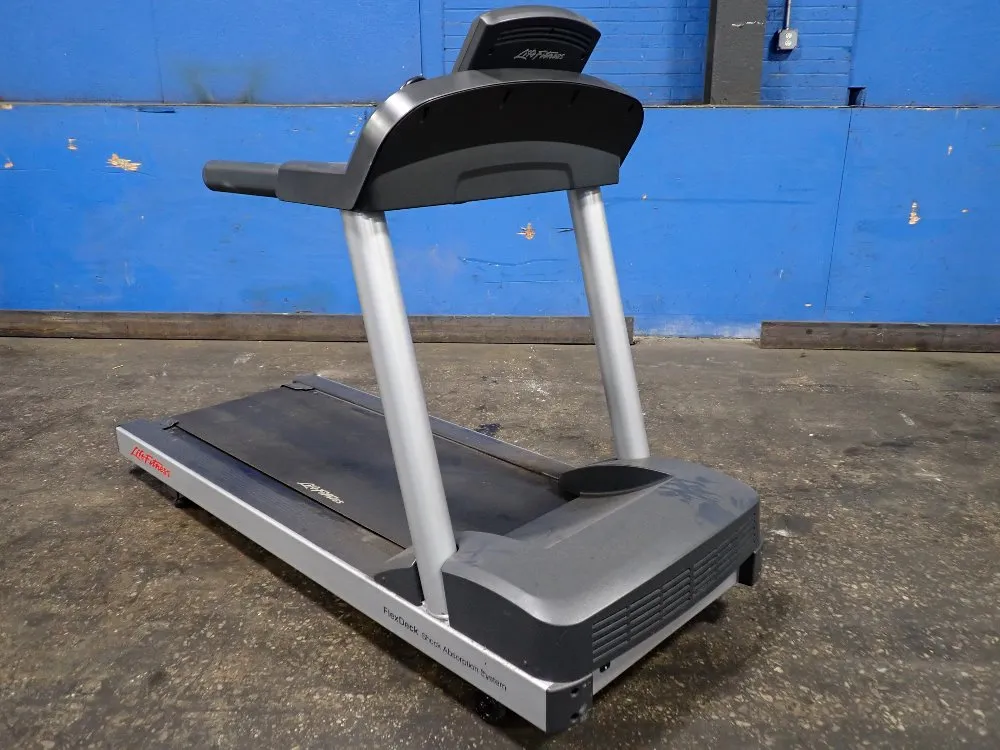 Life Fitness Treadmill