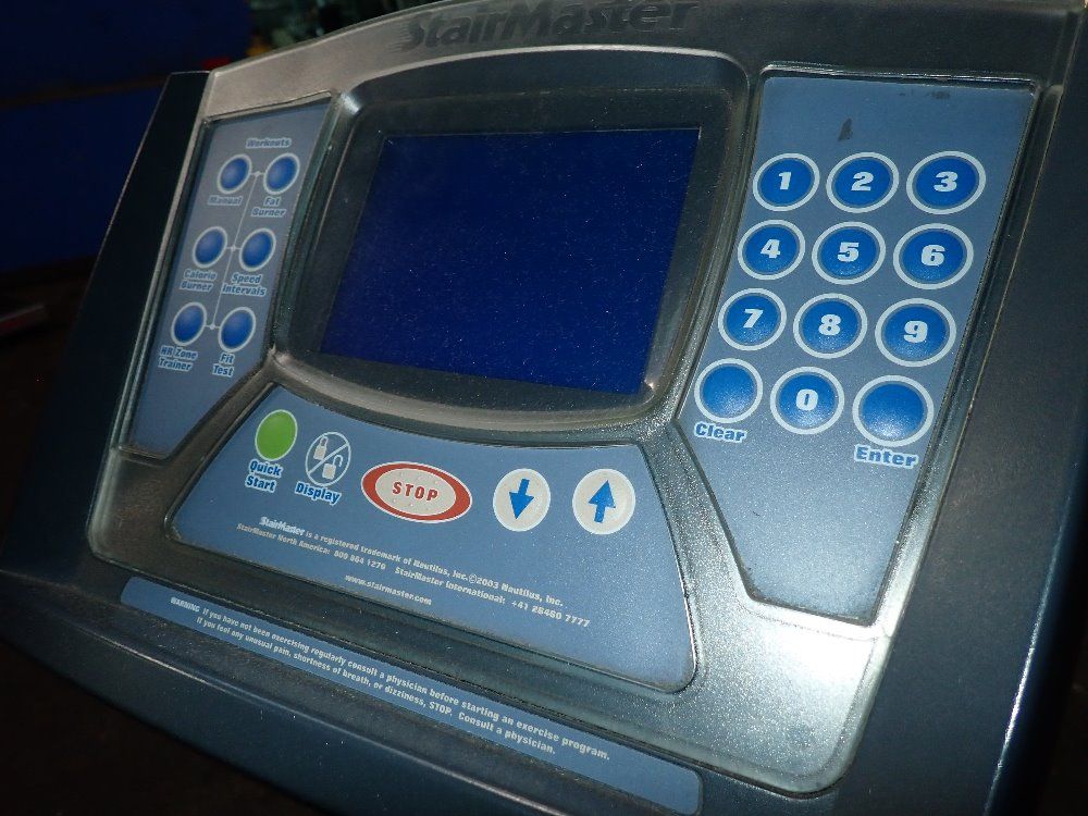 Stair Master Elliptical Machine - Club Stride 5100snl