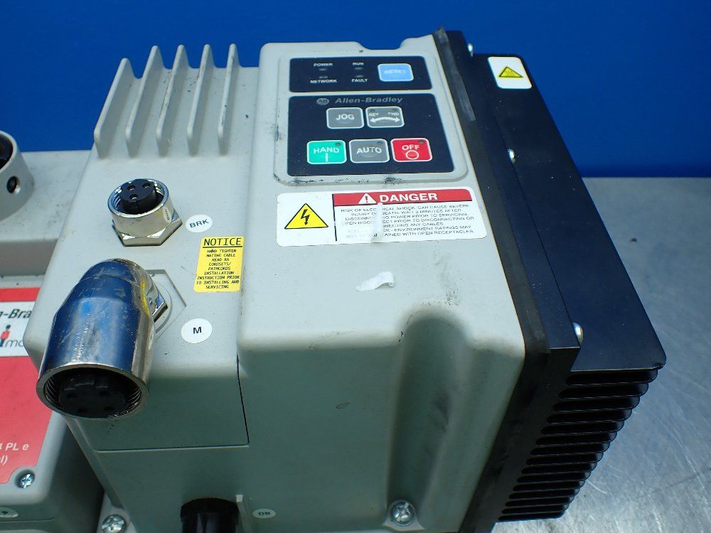 Allen-bradley Armorstart Safety Control Module W/280gs-fn-10-rg-22 - 284gs-fvd2p3s-10-rrg-3-sbg-db1-emi-22