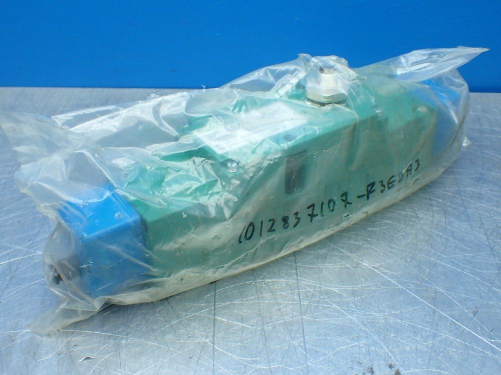 Numatics 150psig Pneumatic Solenoid Valve. - A23bb600rt61e61