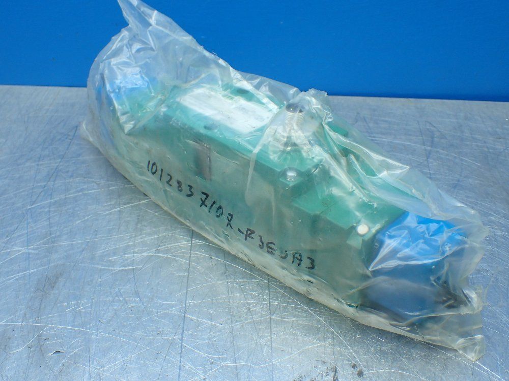 Numatics 150psig Pneumatic Solenoid Valve. - A23bb600rt61e61