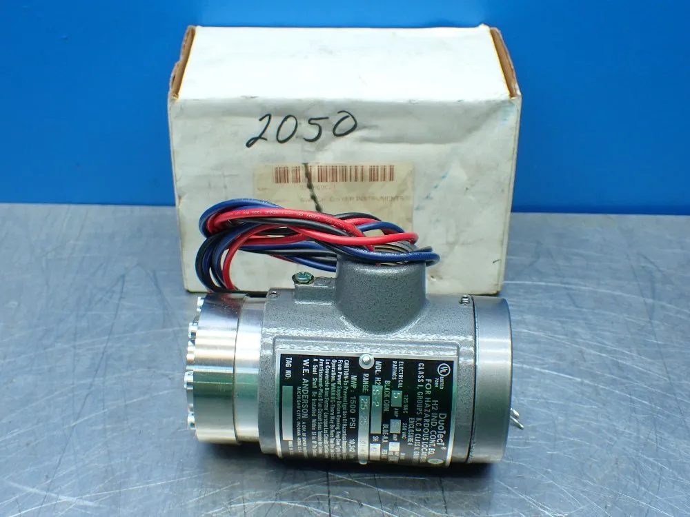 Dwyer Instruments 25-250psi Dual Action Explosion Proof Pressure Switch - H2-s-2