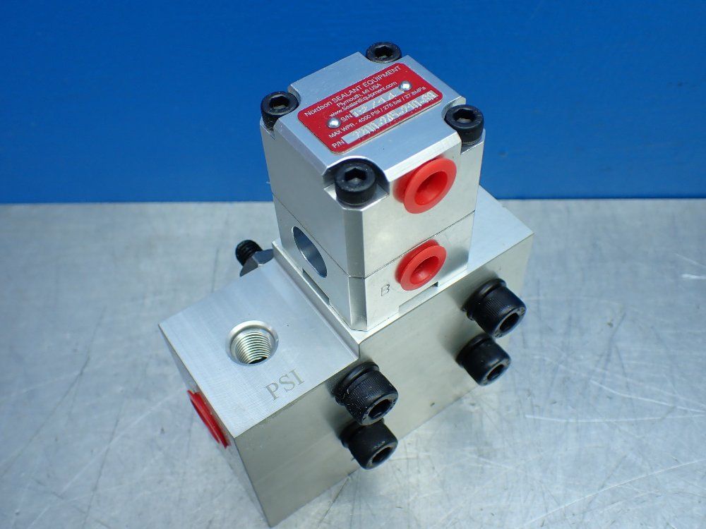 Nordson Tip Seal Dispense Valve - 2200-245-210-aa